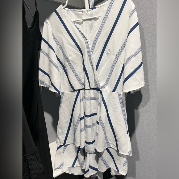 Romper - Picture 2 of 4